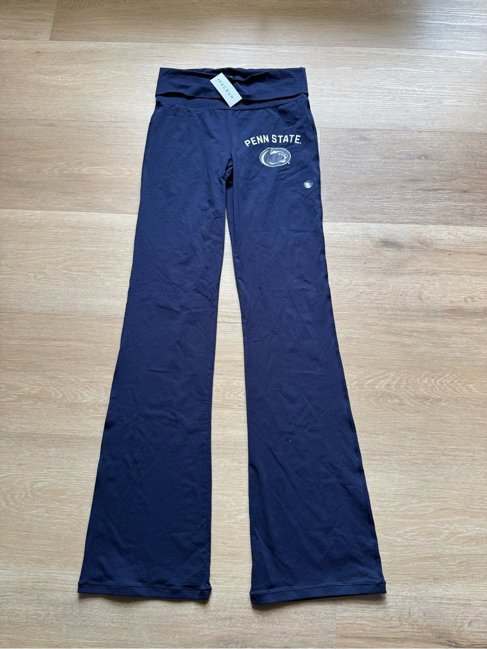 PacSun Navy Penn State Flare-Leg Yoga Pants with Logo - Picture 3 of 8